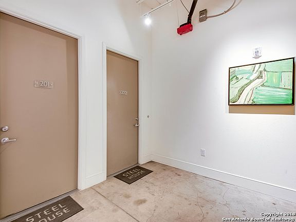 2nd image of 1401 S Flores St APT 200