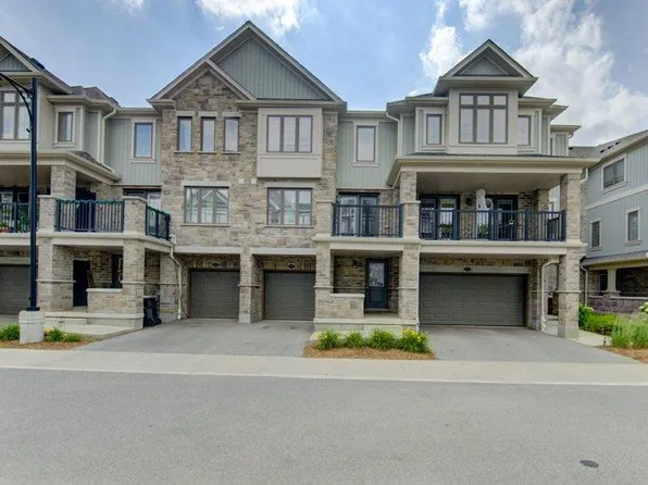 35 Bank Swallow Cres, Kitchener, ON N2P 0J7