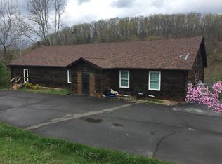 1534 Gallimore St, Christiansburg, VA 24073