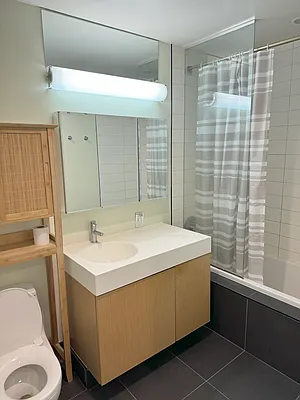 Rented by YKLL LLC | media 4