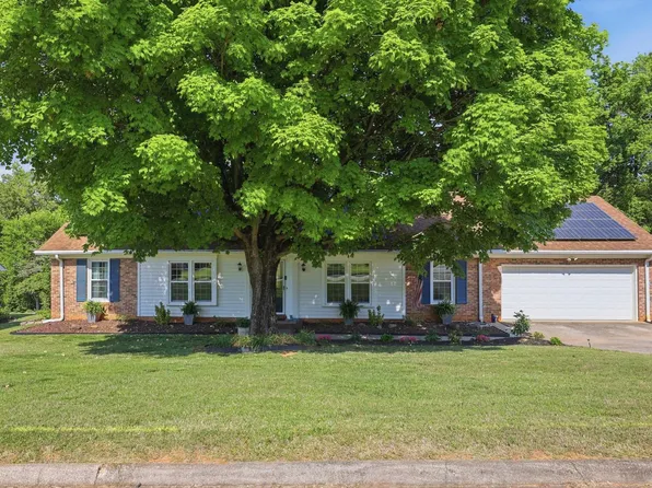 10 Fieldstone Pl, Greenville, SC 29615