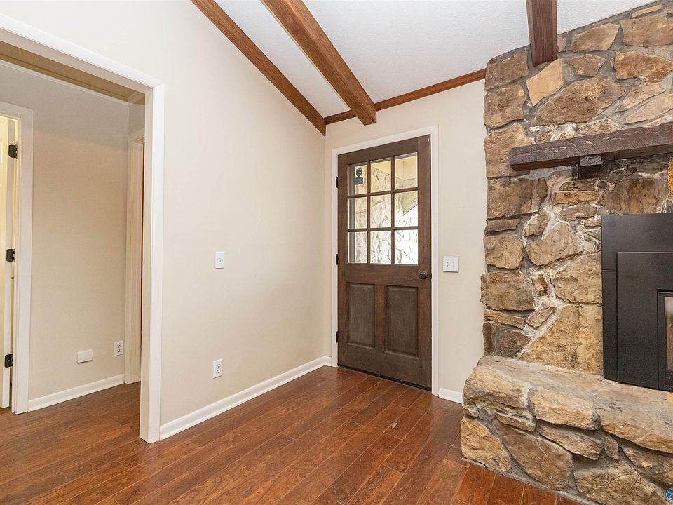 7th image of this home