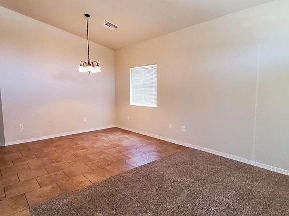 3rd image of 14685 Hunters Grove Ave