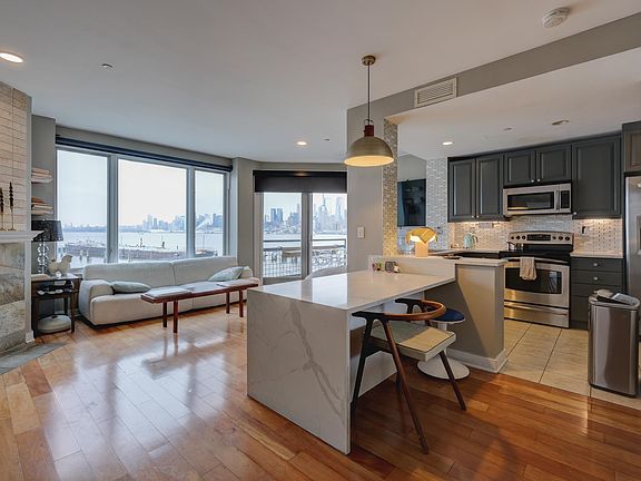 4th image of 600 Harbor Blvd Unit 867
