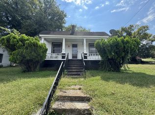 406 Market St W, Fayetteville, TN 37334