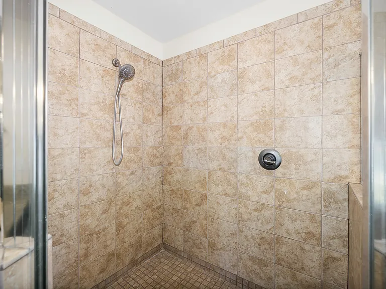 13 Dominica Ct — Photo 39