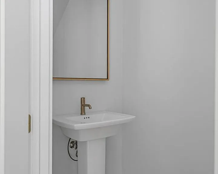 1936 Britt Pl — Photo 8
