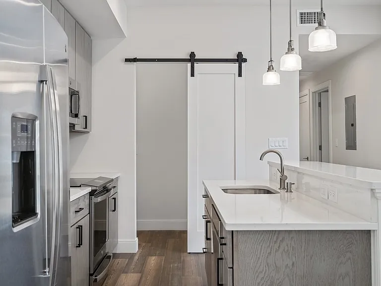 429 Cherry St #7 — Photo 7
