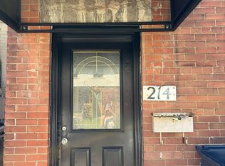214 Earlscourt Ave, Toronto, ON M6E 4B1