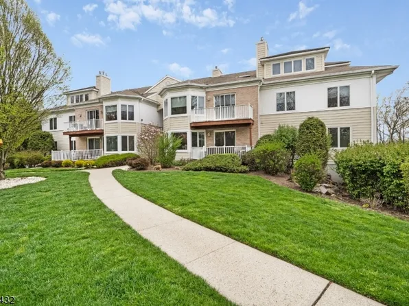 89 Turnberry Rd #1A, Little Falls Twp., NJ 07424