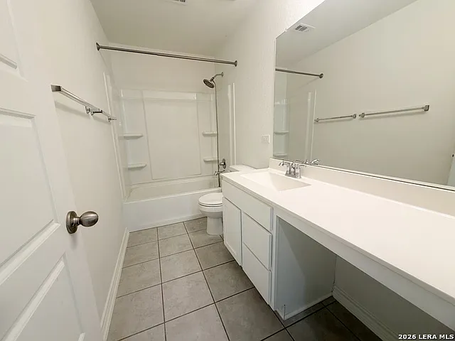 631 Anthem Ln — Photo 35