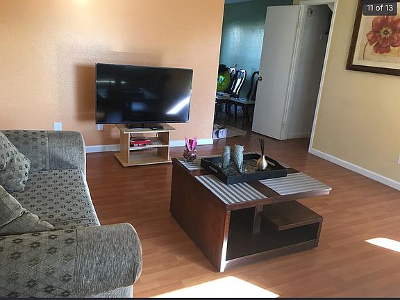 4th image of 4932 Plaza Escuela #12