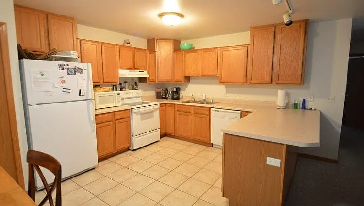 273 Meadowside Dr — Photo 5