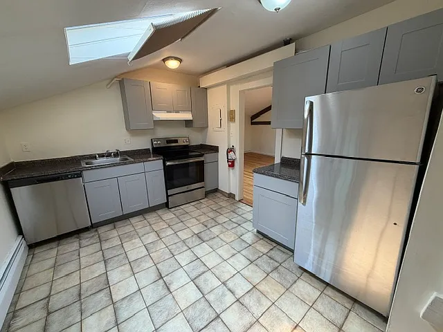 7 Trumbull St #4 — Photo 14