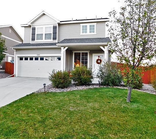 Beautiful exterior w sprinkler system