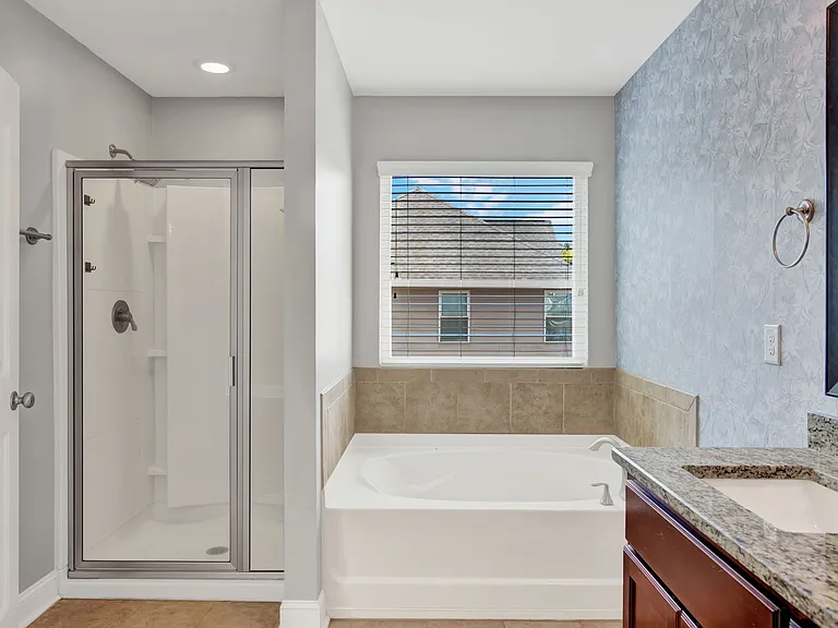 135 Bowridge Dr — Photo 14