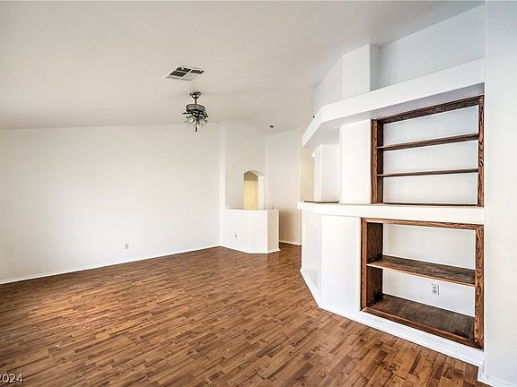 5th image of 7113 Feather Pine St