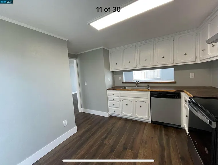 1229 Marina Cir — Photo 9