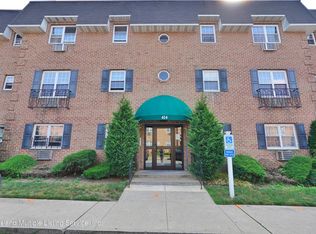 414 Maryland Ave APT 2B, Staten Island, NY 10305