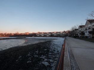 26 Maritime Way, Bayonne, NJ 07002