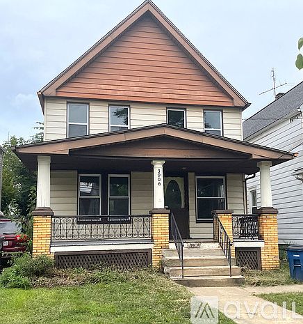 1st image of 3906 Mapledale Ave