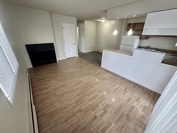 2nd image of 1025 W 26th Ave APT 205