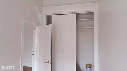 Rented by SLR REAL ESTATE