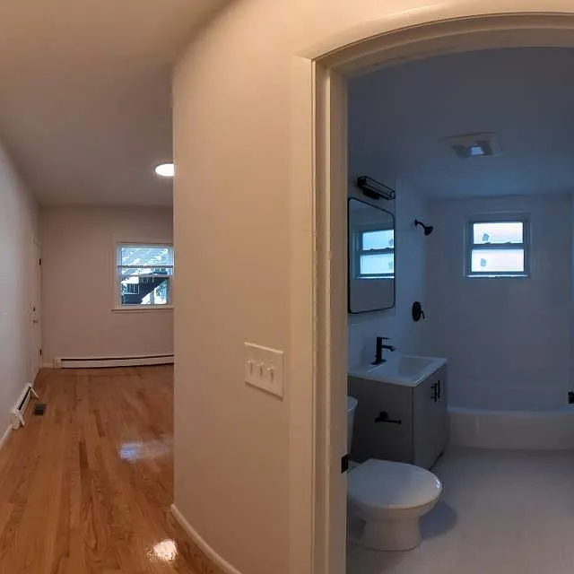 1 bed, 1.0 bath, 593 sqft, $2,100 — Photo 3