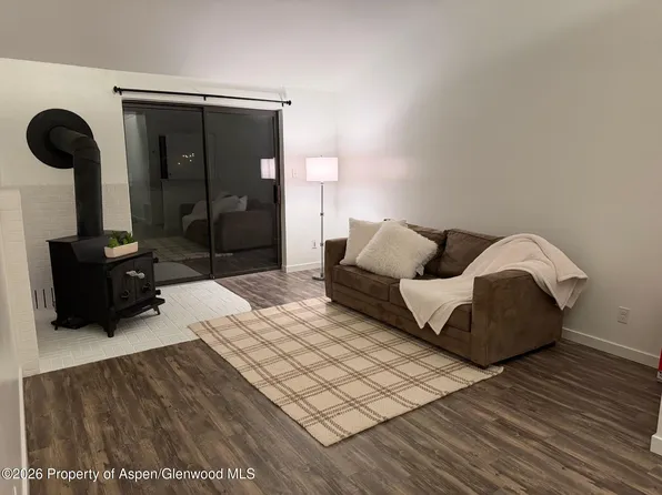 89 Meadowood Dr APT C2, Carbondale, CO 81623