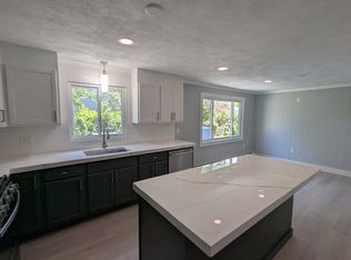 155 Grove St #1, Providence, RI 02909