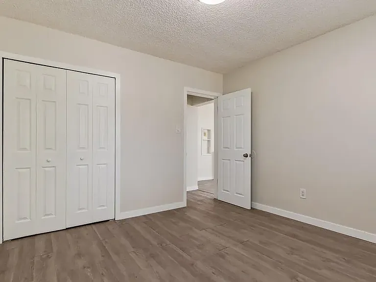 8115 123rd Ave NW #9 — Photo 5