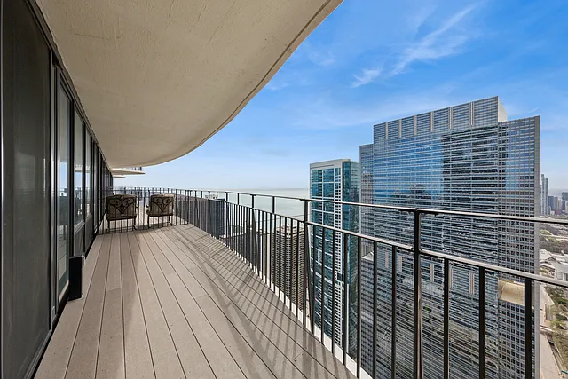 225 N Columbus St #6009 — Photo 12