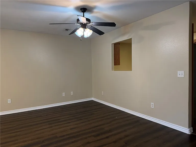 234 Graystone Cir — Photo 6