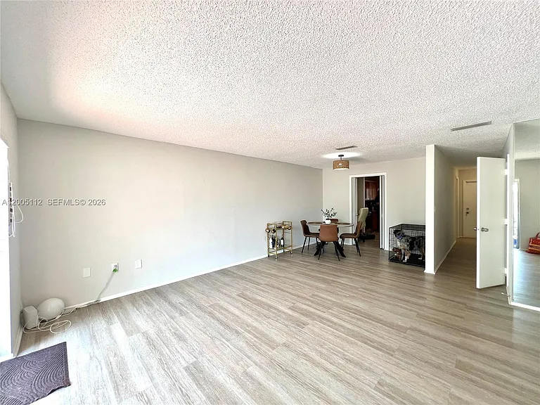 8114 SW 81st Ter — Photo 3