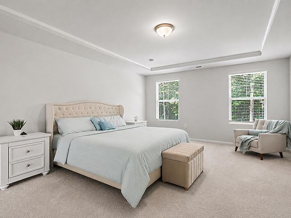 4th image of 45 Carolina Maple Dr