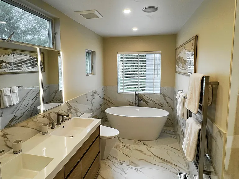43 Greenleaf Ln — Photo 17