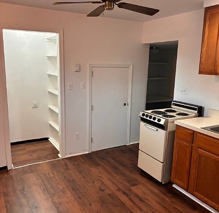 2nd image of 18147 Point Lookout Rd #6