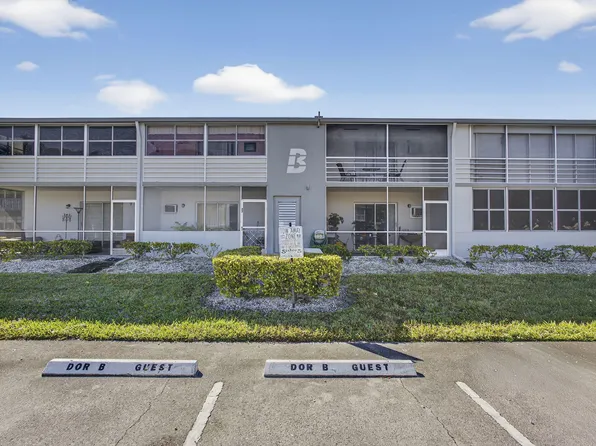 39 Dorchester B, West Palm Beach, FL 33417