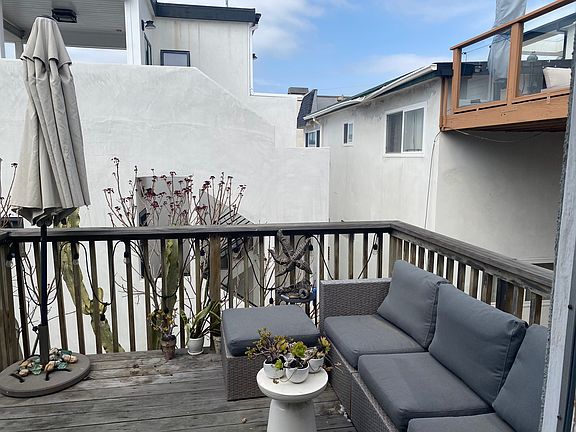 Upstairs patio off the kitchen
