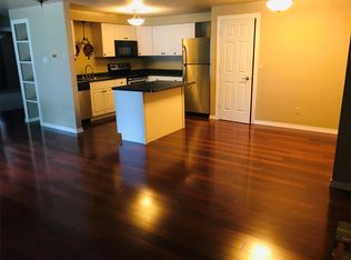 445 Laverne Dr APT 5, Green Bay, WI 54311