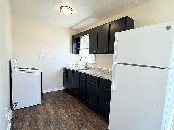 3rd image of 2441 Saint Xavier St APT 1