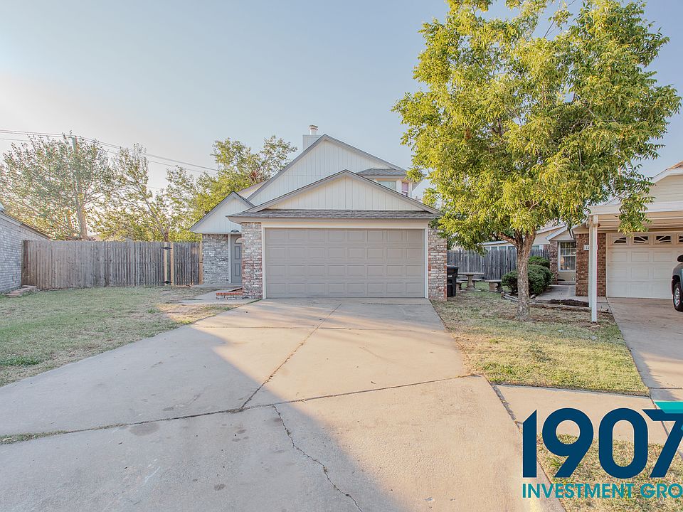 1st image of 2101 Lakecrest Dr #1