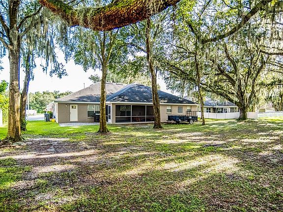 5th image of 2873 Blackwater Oaks Dr
