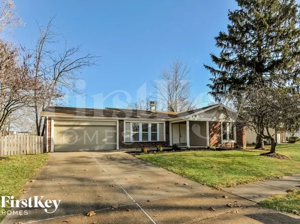 1070 Eaglepass Ct, Chesterfield, MO 63017