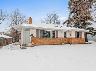 1800 37th Ave NE, Minneapolis, MN 55421
