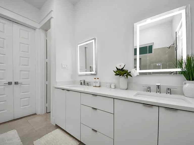 531 Schweikhardt St — Photo 9