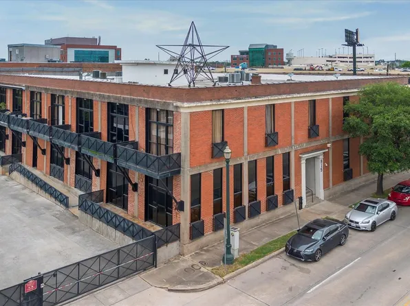 915 N San Jacinto St Unit 2D, Houston, TX 77002