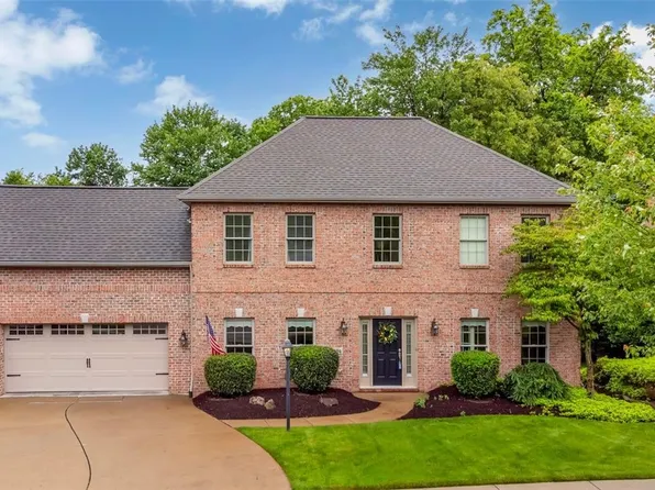 104 Southridge Dr, Cranberry Township, PA 16066