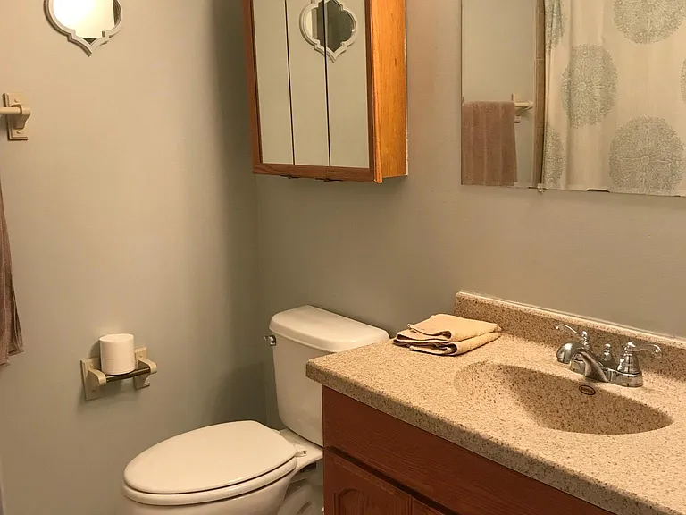 3307 N Southport Ave #2R — Photo 10