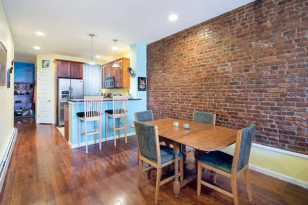 Sold by Compass | media 2
